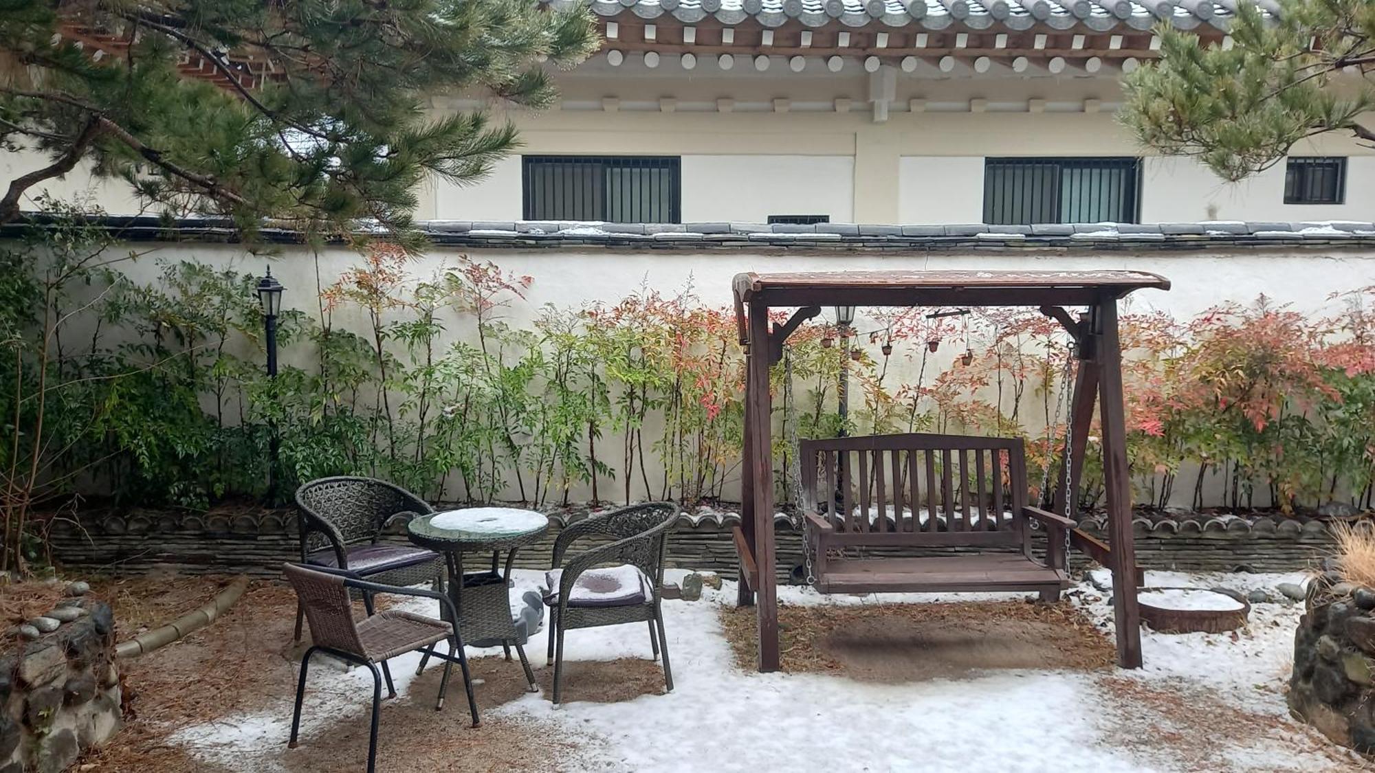Adam Guesthouse Gyeongju Exterior photo